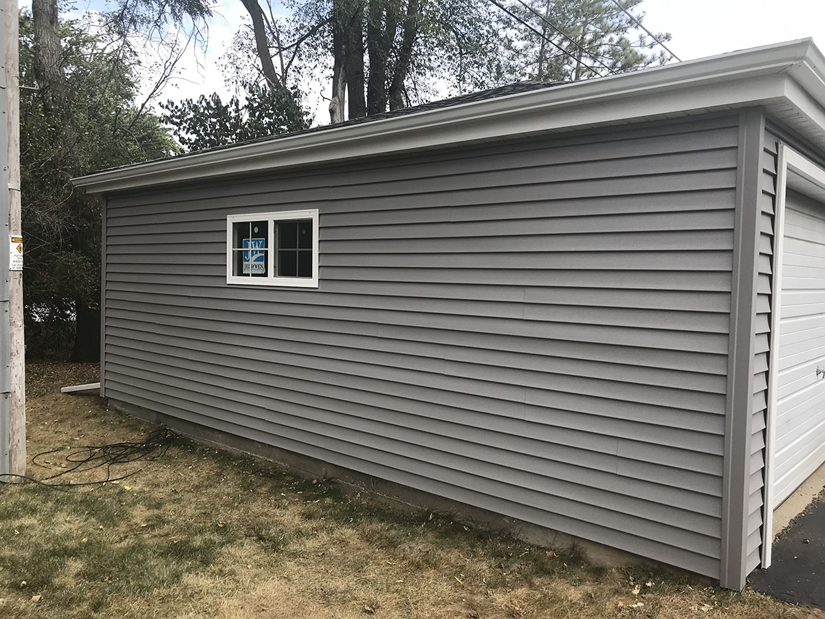 Mastic Vinyl Siding Harbor Grey Hartland,WI Big Fish Contracting
